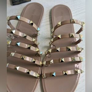 Nine West Rock Stud Beige Sandals- NWOT